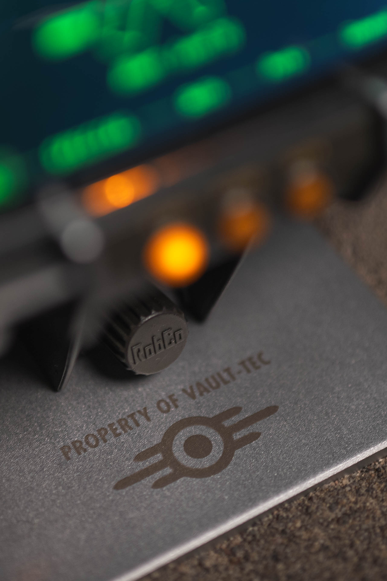 Fallout Pip-Boy 3000 Replica - Image 10