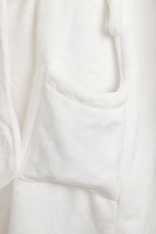 Fallout Vault-Tec Bathrobe - Image 12