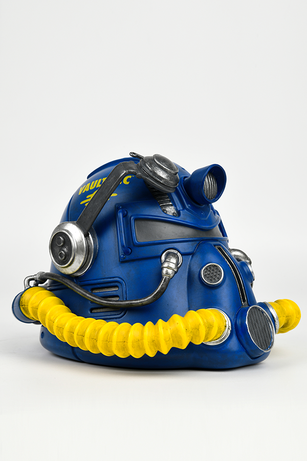 Fallout Vault-Tec T-51 Power Armor Helmet Mini Desktop Statue - Image 12