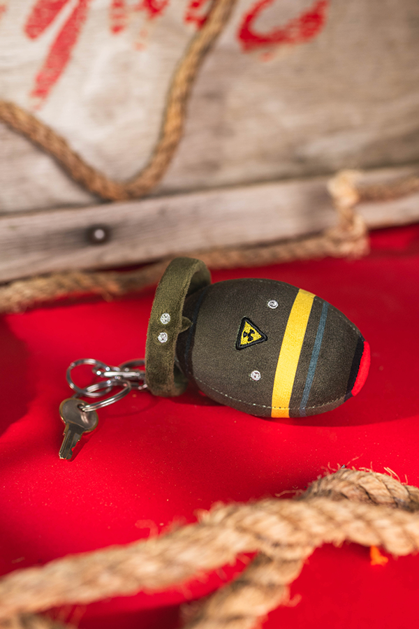 Fallout Mini Nuke Keychain Companion - Image 4