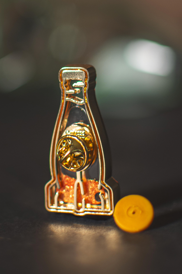 Fallout Nuka Orange Glitter Pin - Image 4